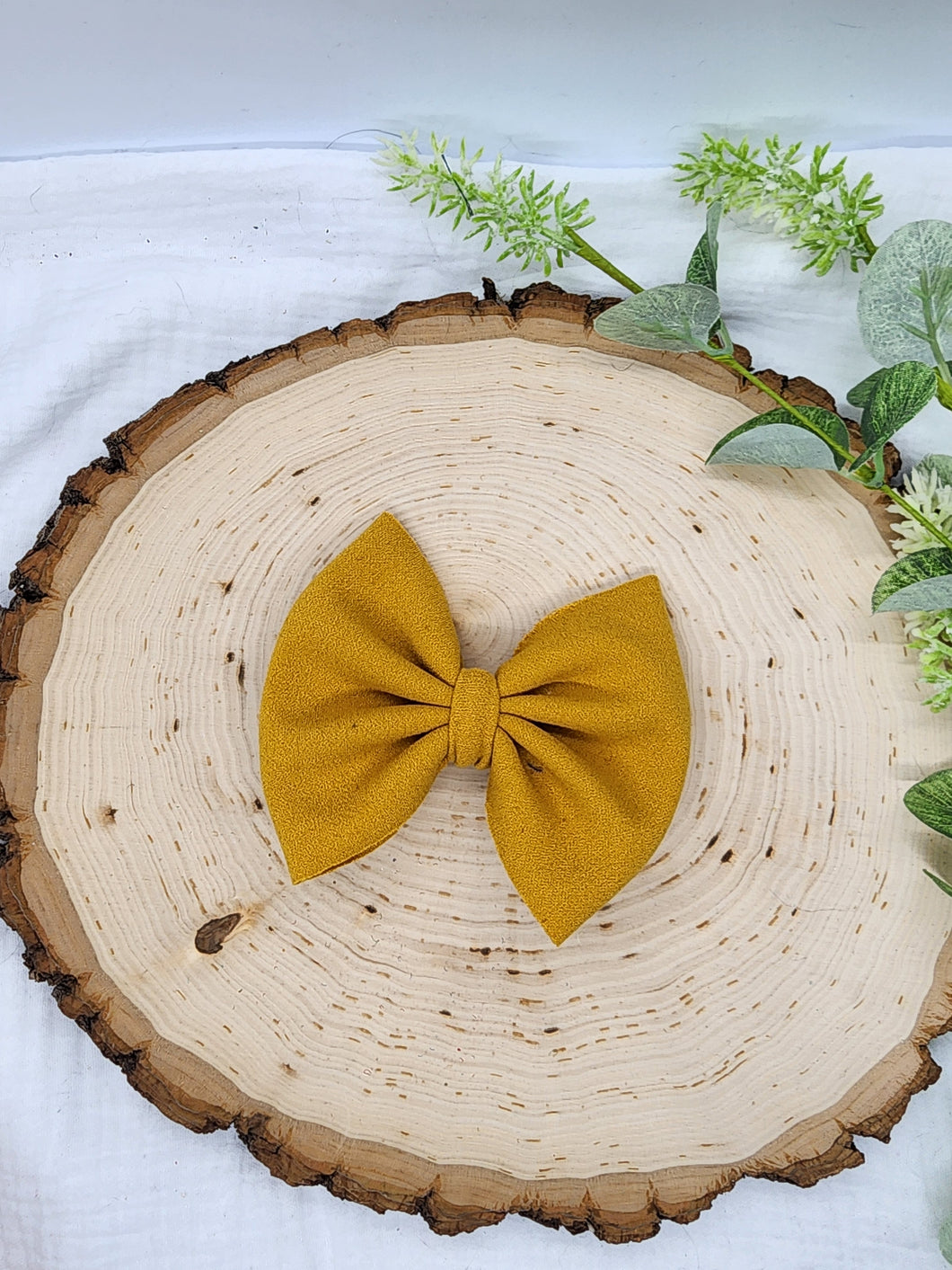 Medium Fabric Bow (Crepe)