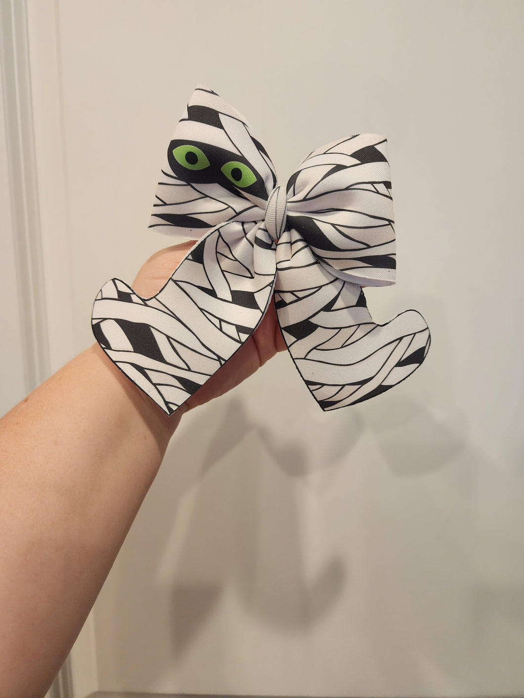 Mummy Bow