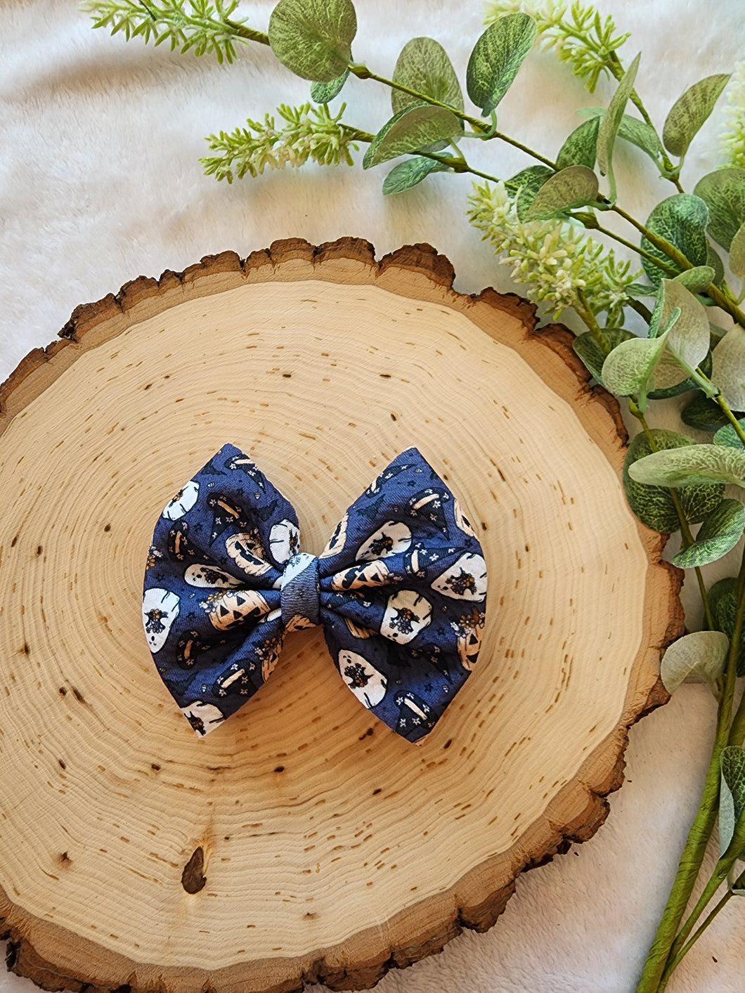 Fabric Medium Bow